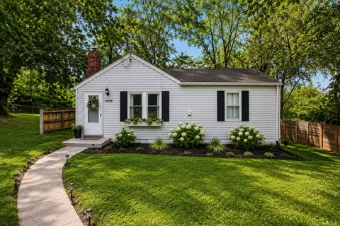 2539 Grandview Ave, Des Moines, IA 50317