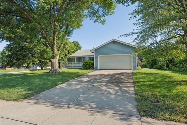 5101 NW 66th Ave, Johnston, IA 50131
