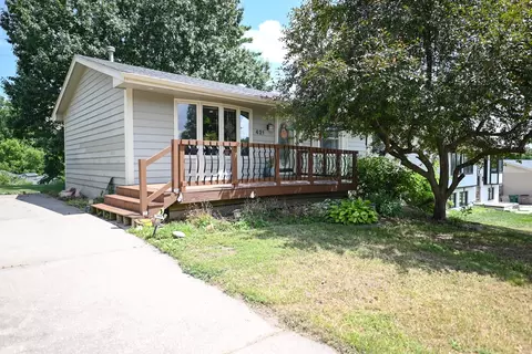 421 Becky Lynn Blvd, Pleasant Hill, IA 50327