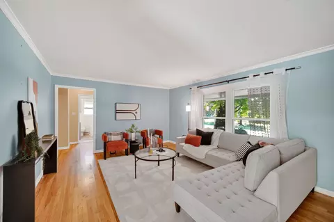 2209 Hillside Ave, West Des Moines, IA 50265