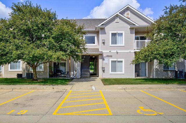 8601 Westown Pkwy #17207, West Des Moines, IA 50266