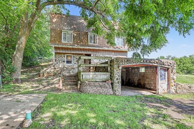 3143 Highway F36 W, Newton, IA 50208