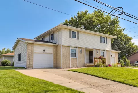 410-412 SE Magazine Rd, Ankeny, IA 50021