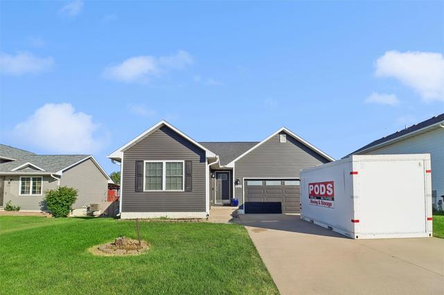 2523 Eagle Pt Ct, Des Moines, IA 50320