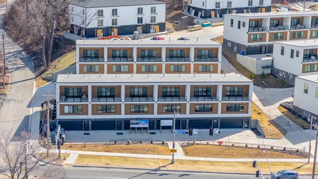 508 Indianola Rd #8, Des Moines, IA 50315