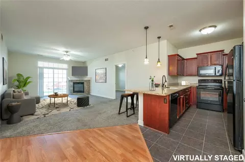 8350 Ep True Pkwy #1103, West Des Moines, IA 50266