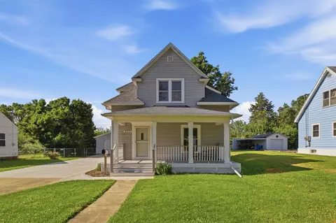 2715 Logan Ave, Des Moines, IA 50317