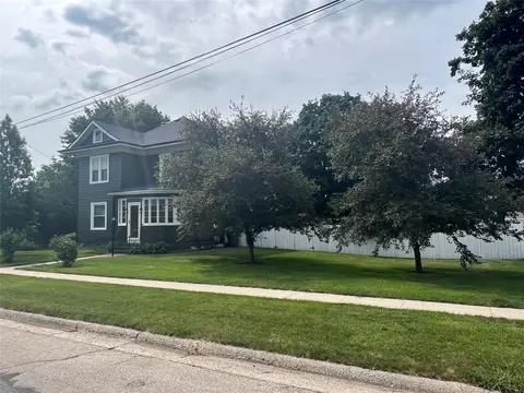 Exterior - 309 E State St, Baxter, IA 50028 photo 2 of 10
