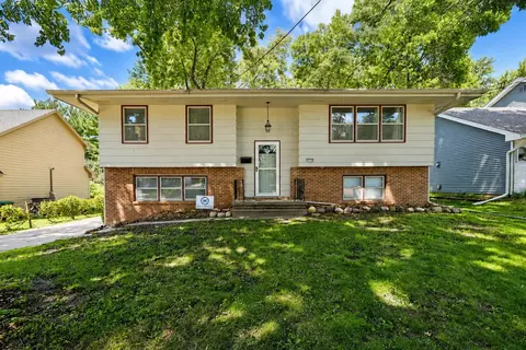 2114 47th St, Des Moines, IA 50310