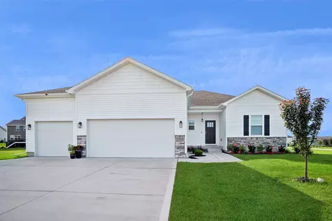 4701 172nd Way, Urbandale, IA 50323