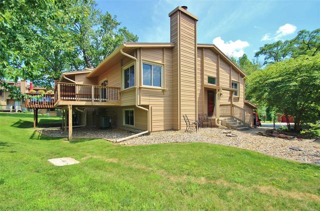 1062 Woodland Park Dr, West Des Moines, IA 50266