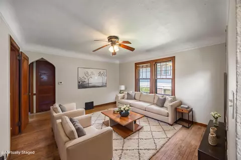 4108 3rd St, Des Moines, IA 50313