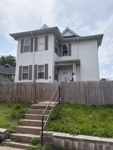 1448 8th St #1, Des Moines, IA 50314