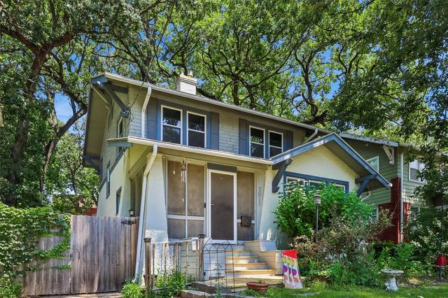 3011 High St, Des Moines, IA 50312