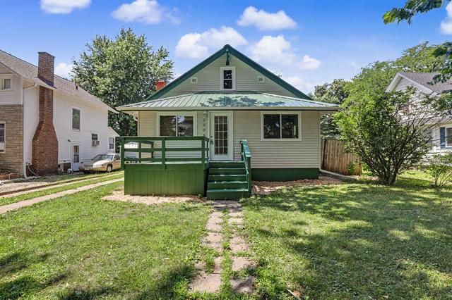 2006 E 13th St, Des Moines, IA 50316