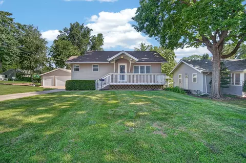 5903 Sheridan Ave, Urbandale, IA 50322