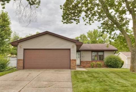 1913 NW 10th St, Ankeny, IA 50023