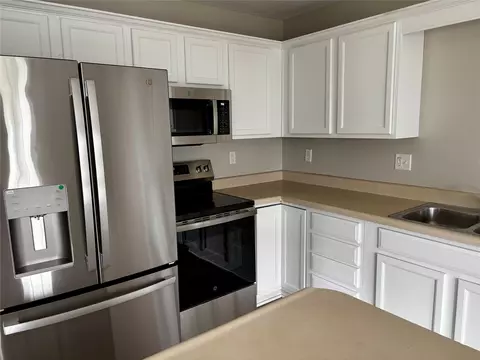 8302 Westown Pkwy #7110, West Des Moines, IA 50266