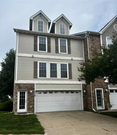 8302 Westown Pkwy #7110, West Des Moines, IA 50266