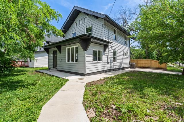 250 Franklin Ave, Des Moines, IA 50314