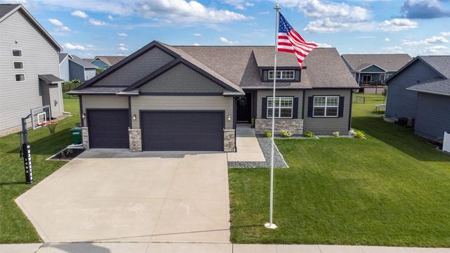 302 33rd St SE, Altoona, IA 50009