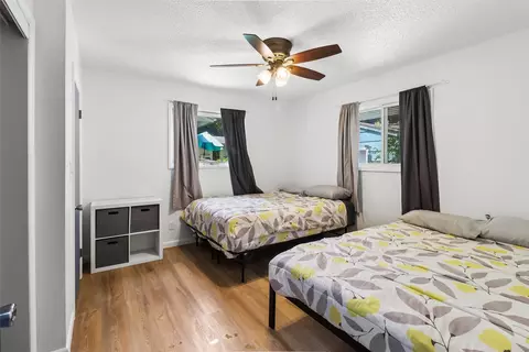 Bedroom - 2829 Bennett Ave, Des Moines, IA 50310 photo 3 of 3