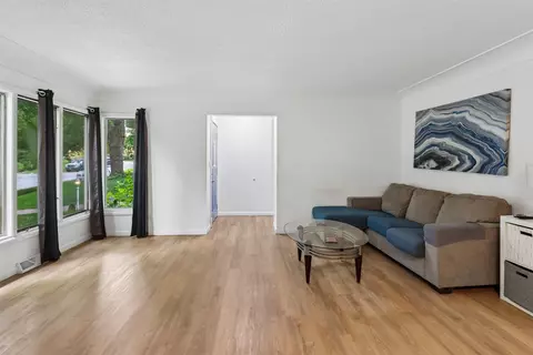 Living - 2829 Bennett Ave, Des Moines, IA 50310 photo 1 of 1