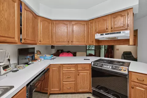 Kitchen - 4612 Dover Dr, Ames, IA 50014 photo 3 of 4