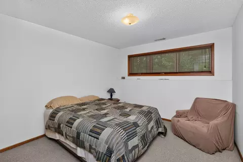 Bedroom - 4612 Dover Dr, Ames, IA 50014 photo 4 of 5