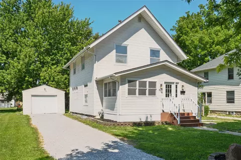 815 Elm Ave, Story City, IA 50248