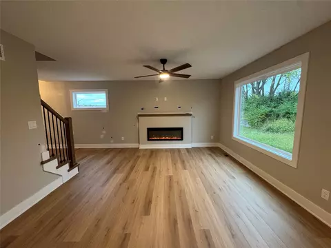 Living - 611 W Wright Rd, Norwalk, IA 50211 photo 1 of 2