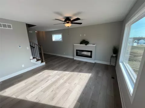 Living - 611 W Wright Rd, Norwalk, IA 50211 photo 1 of 2
