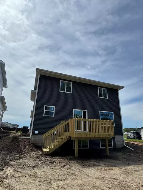Exterior - 611 W Wright Rd, Norwalk, IA 50211 photo 3 of 3