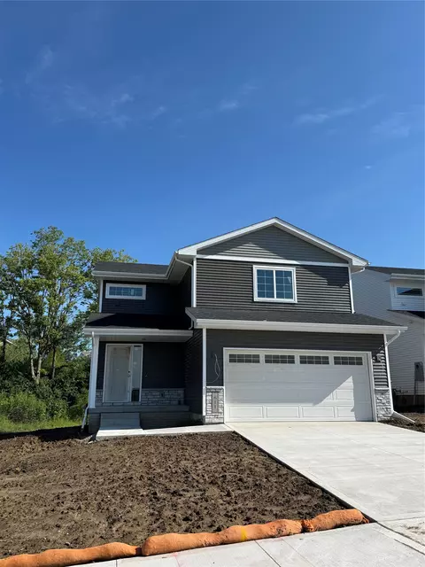 Exterior - 611 W Wright Rd, Norwalk, IA 50211 photo 2 of 3