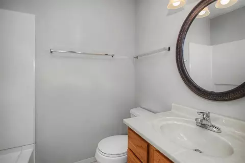 Bath - 703 Meadow Pl, Ames, IA 50010 photo 1 of 3