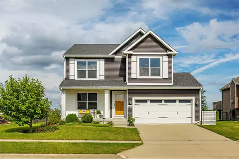 3413 Hawthorn Dr SW, Bondurant, IA 50035