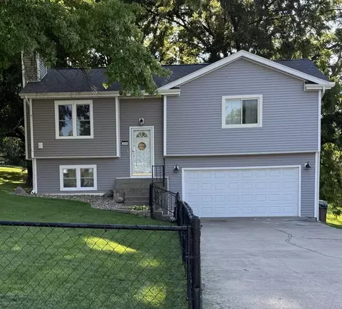 380 N Pleasant Hill Blvd, Pleasant Hill, IA 50327