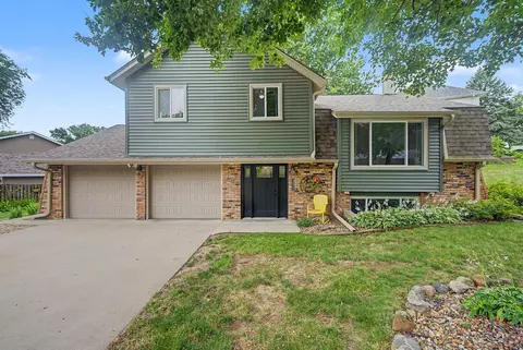 1311 W 14th St S, Newton, IA 50208