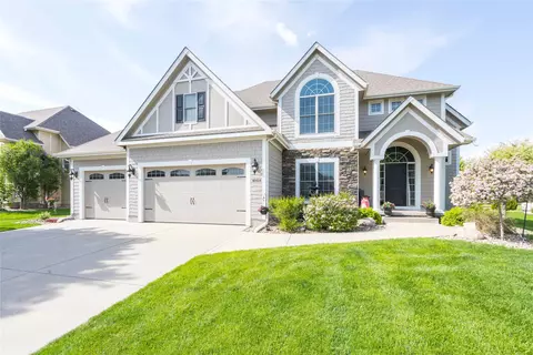4008 SW 4th St, Ankeny, IA 50023