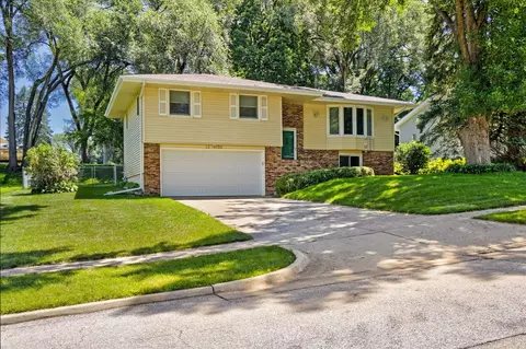 1233 31st St, West Des Moines, IA 50266