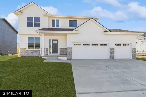 4724 180th St, Urbandale, IA 50323