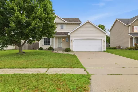 704 SW 50th St, Ankeny, IA 50023