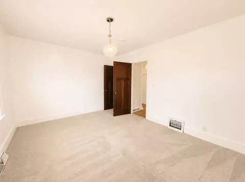 2425 Prospect Rd, Des Moines, IA 50310 photo 15