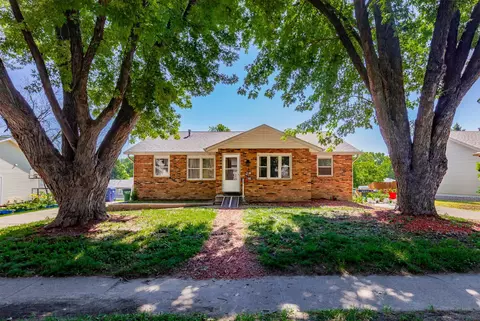 40214023 79th St, Urbandale, IA 50322
