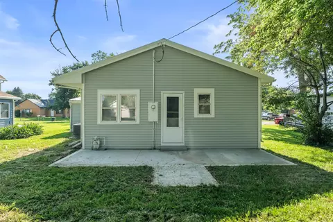Exterior - 716 N Main St, Stuart, IA 50250 photo 3 of 3