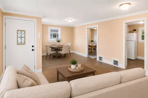 1108 Walnut St, West Des Moines, IA 50265