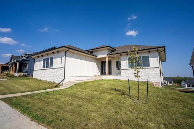 3963 Westgate Pkwy, Clive, IA 50325