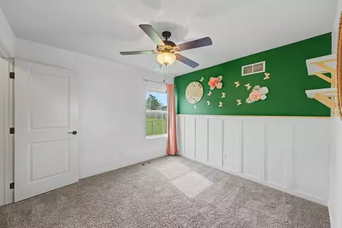 Bedroom - 1304 NE 2nd St, Stuart, IA 50250 photo 2 of 4
