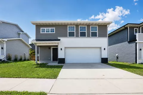 1504 NE Polk Dr, Grimes, IA 50111
