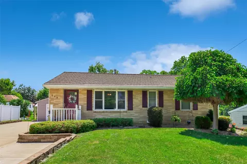 519 Blake St, Colfax, IA 50054